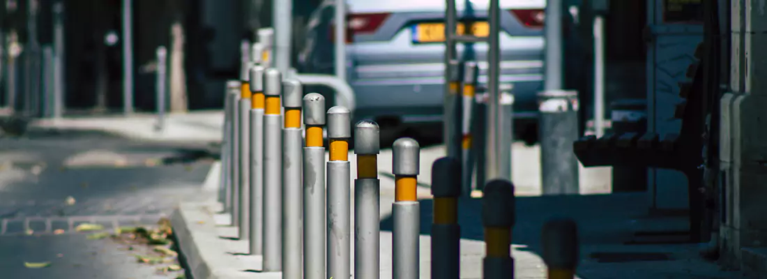 Safe and Convenient Retractable Barrier Column Systems for Properties in Collingwood, ON